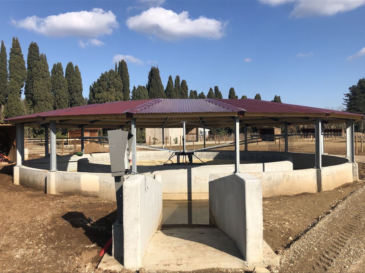 Finalisation centre balnéothérapie pour chevaux